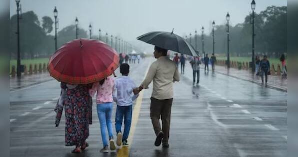 'Thank god... no thanks to govt': SC chides political class as chance rains lower air pollution in Delhi-NCR