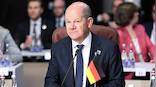 Germany to meet 2% NATO spending threshold in 2024, says Scholz, develop fighter jet with European allies