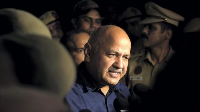Manish Sisodia reaches home from Tihar to meet ailing wife Manish Sisodia reaches home from Tihar to meet ailing wife