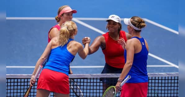 Billie Jean King Cup: Czech Republic defeat United States 2-1 to reach semi-finals