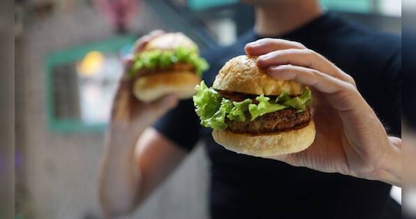 Keep the burger down: Why has Colombia brought ‘junk food law’?