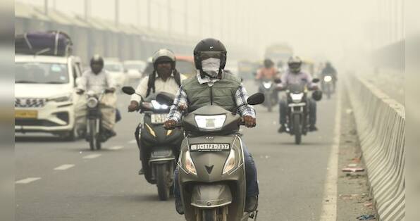 SC thrashes Delhi govt over pollution, says it cannot 'shift the burden'