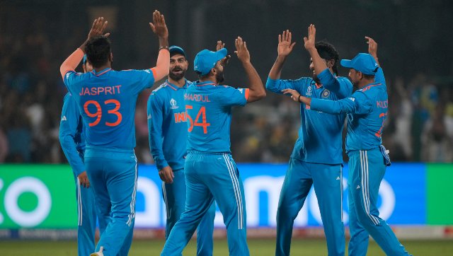 World Cup 2023: Team India reach Mumbai ahead of semi-final against New Zealand; Coaching staff inspects Wankhede pitch... World Cup 2023: Team India reach Mumbai ahead of semi-final against New Zealand; Coaching staff inspects Wankhede pitch...