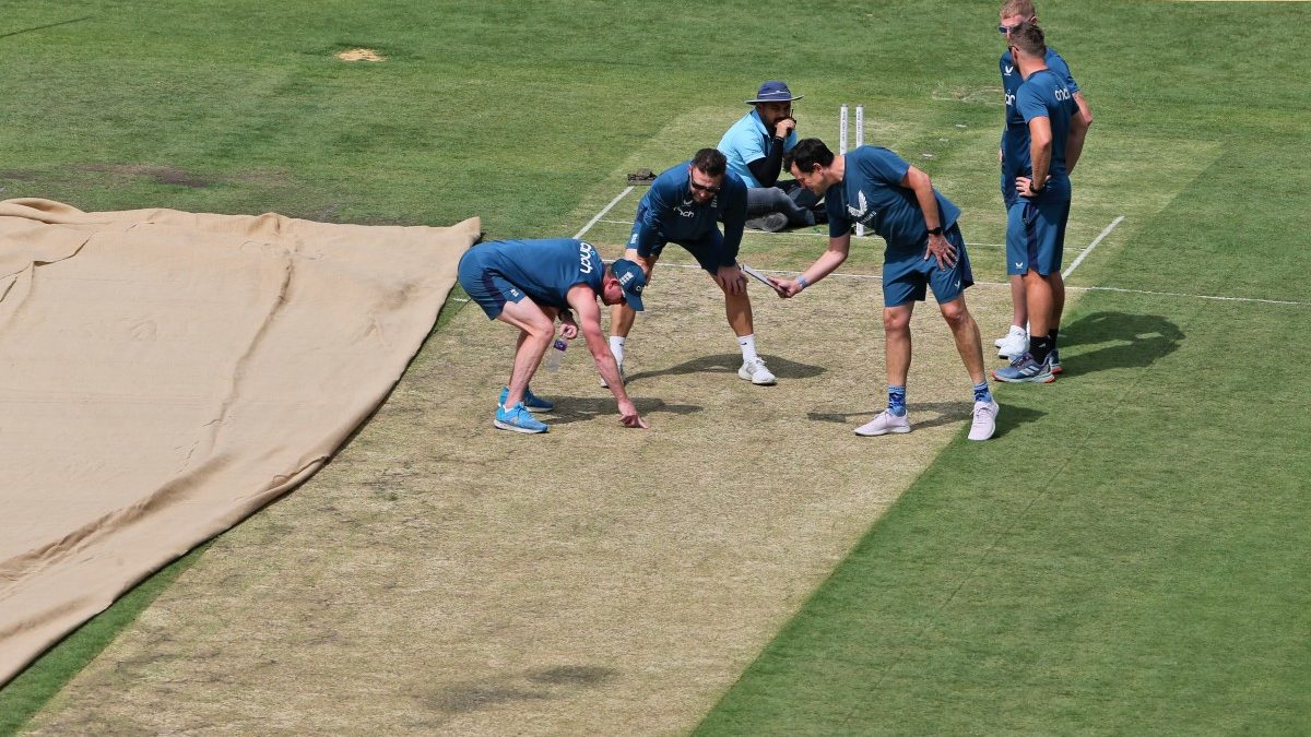 England camp assess the pitch before the fourth Test in Ranchi. AP England camp assess the pitch before the fourth Test in Ranchi. AP